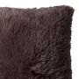 Dutch Decor Sierkussen Fluffy Donkerbruin - 45x45 cm - Afbeelding 2